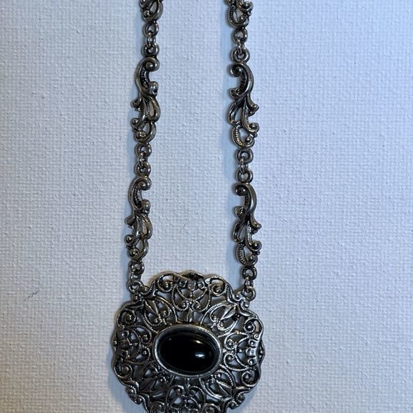 Vintage Art Deco Silvertone Necklace with Black Stone Southwest*** - Picture 8 of 11